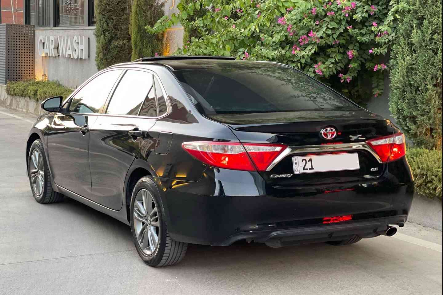 تۆیۆتا کامری +SE پڵەس 2017 ئەمریکی 
ســڵاید، کوشن جلد، کوشن کارەبا 
گێڕی سەر سوکان، شاشە، 
کامێرا، تحدید سرعە، مۆدی ئیکۆ
بە جوانی و پاکی ماوەتەوە 
٩٩هەزار مایل ڕۆشتووە
بە ناوی خۆمەوەیە 
سەنەوی و ژینگە و ڕێگاوبان تا 2028 تازەیە 
تاقمێک تایە و ویلی تازەی لەژێرە 
دوو پارچە بۆیاخ و چەند پەنجەیەک سارد بێ ناوگرتن 
ڕەسمی سۆنەر دانراوە بۆنید و چەمەلەخ بۆیاخە 
ئێرباگ سوکان و داشبوڵ بە شەرت کە نەتەقی بێت 

سعر: لە کۆمێنت داوای بکە ڕاستەوخۆ بۆت دێت 📩 

گێڕ و مەکینەی بێ کێشەیە
تەنها کاسکێتم کردووەتەوە بەڵام بە شەرت 
کە ٢٥٠ دینار مەصرەفی نەبێت 
کامل سێرڤز کراوە پێش و دوای داگیراوە 
چرکەی تیا نییە تازە پۆڵیش کراوە 
زۆر جوان ماوەتەوە و هەموو گیانی سەیارەکە بە شەرت 
شوێن : سلێمانی 

ژمارەی خاوەن سەیارە 
***********
