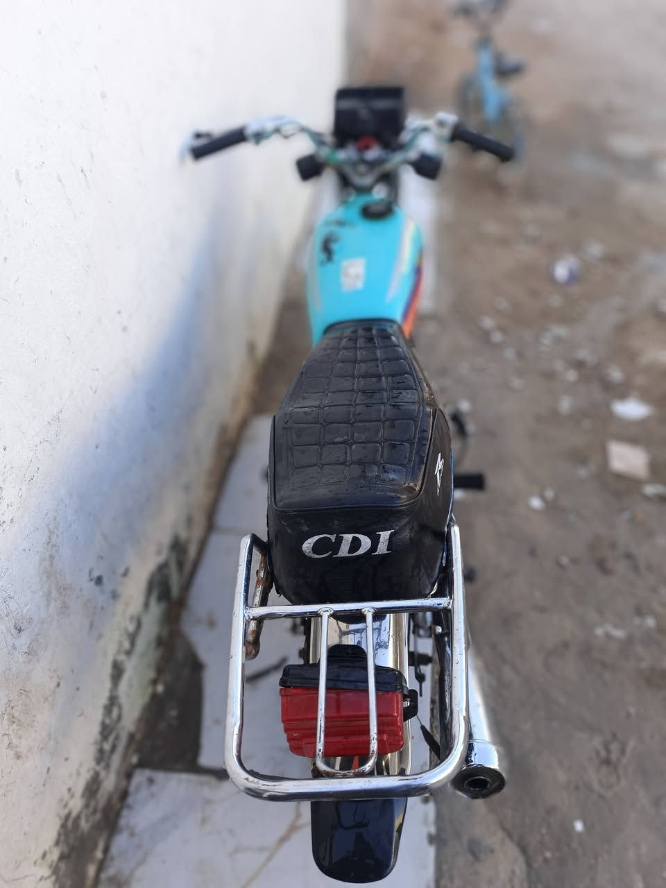 سلام عليكم نامه للبيع نضافه 100/75دراجه مال حناي تجي تفحص وتطلع بيه وتشوفه مكينه تخبل بس ناقصه باتري دراجه حلوه تخبل سرعه وشلعه حلوه سعر ادراجه 450وبيه مجال مكان طويريج شارع اربعين  الستفسار اتصال ***********
