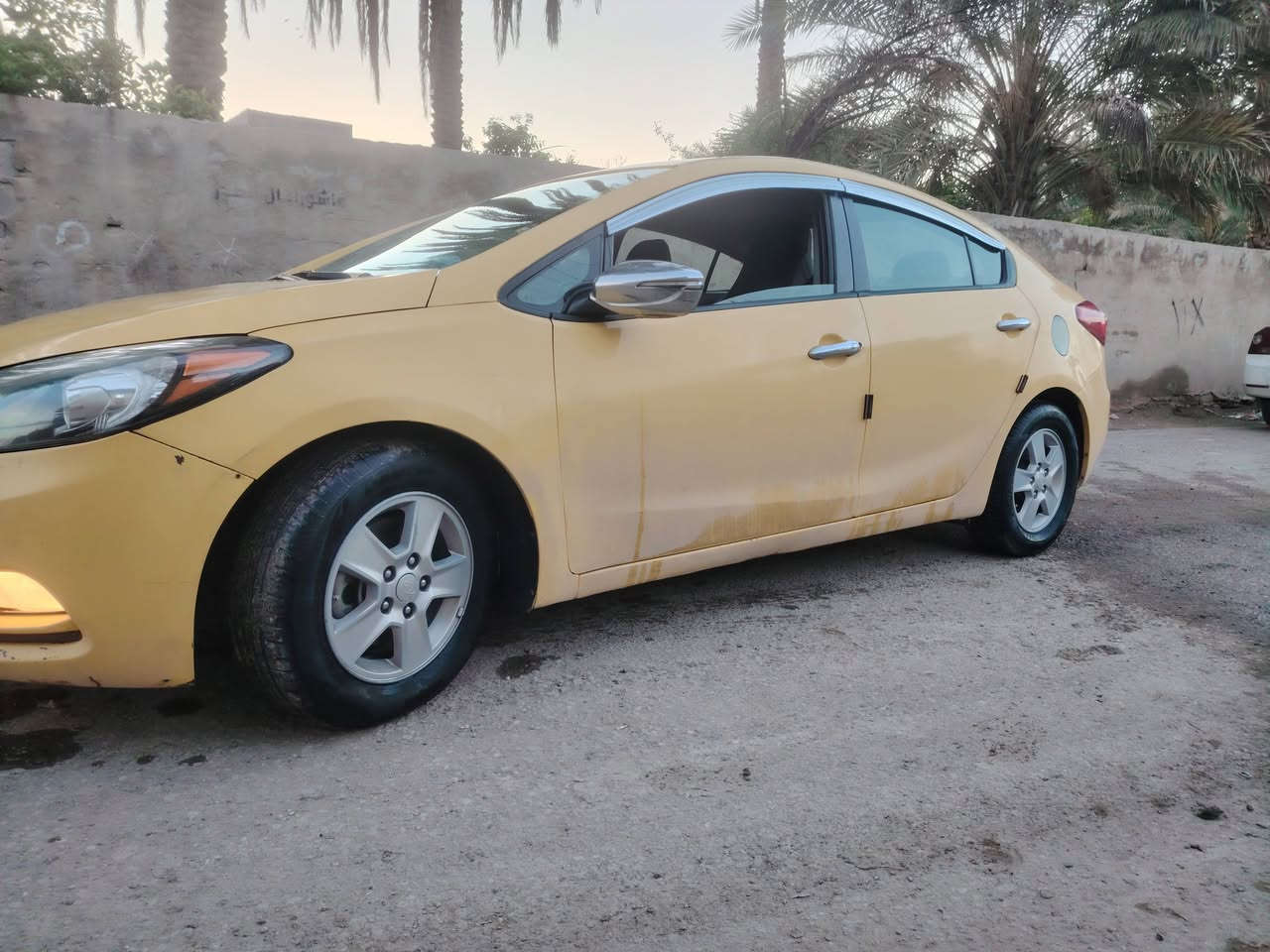 السلام عليكم
كيا فورتي 2014 أمريكي تبريد شغال تخم تاير مكينة خير من الله رقم بغداد انكليزي بأسمي السونار مرفق بالصور للبيع 90$ وبيها مجال للاستفسار الاتصال *********** مكاني بابل الحصوة
