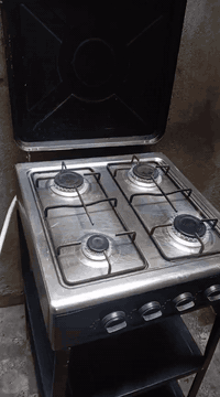 طباخ • نضيف • استعمال قليل