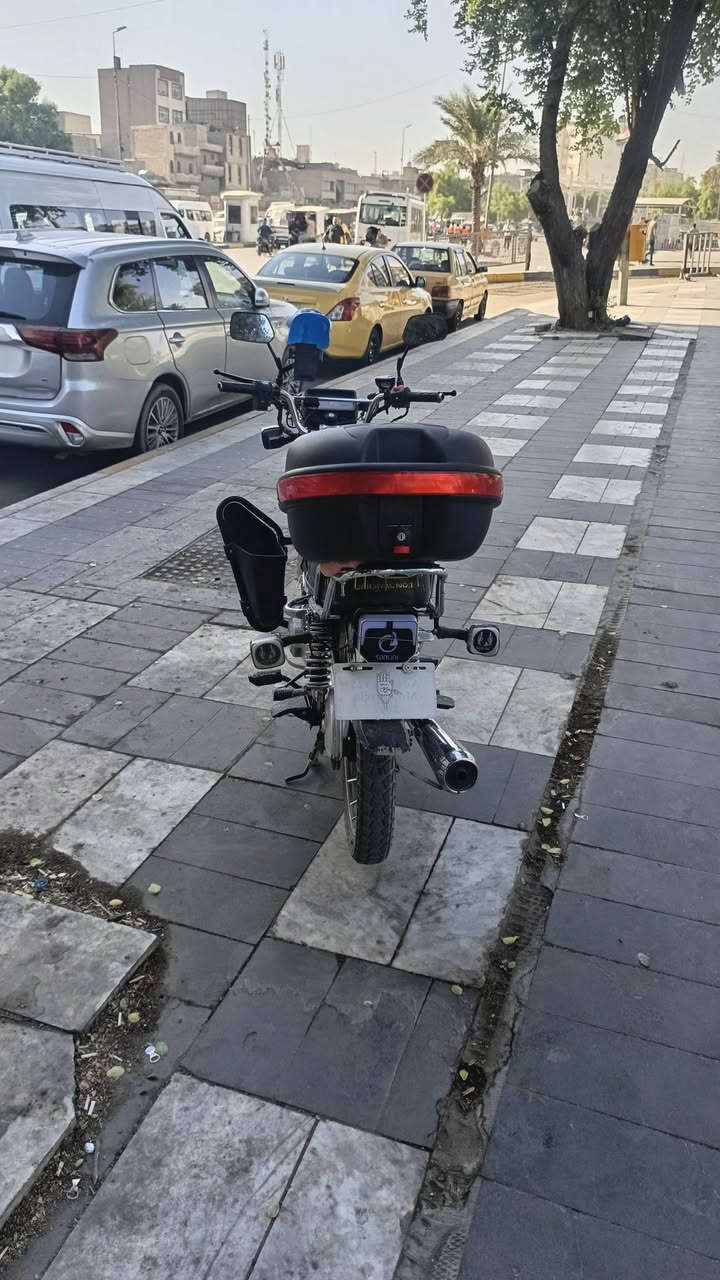 السلام عليكم دراجه للبيع موديل 2024نظيفه وراق كامله السعر 700 وبيهة مجال مكان بغداد ***********
