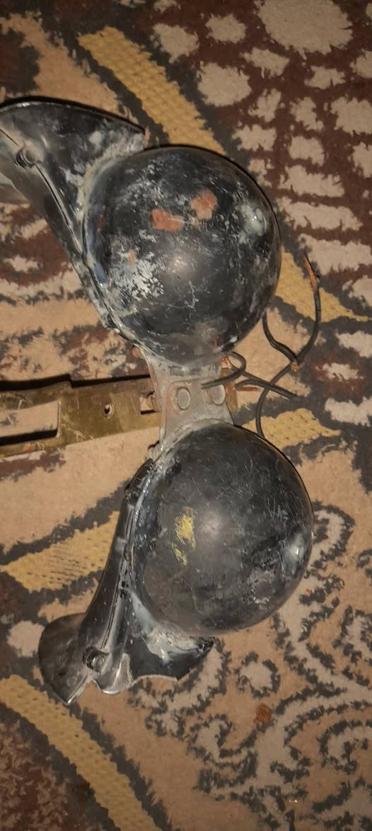 للبيع هورنات ابيعهن حديد الاسود الطاط شغال او هذني بيهن تك شغال والباقي عايز تصليح كله صيني سعرهن 15الف اكرر ابيعهن حديد


**إذا كنت صاحب هذا الإعلان وتريد حذفه لأي سبب، رجاءا أرسل رسالة إلى الدعم الفني**