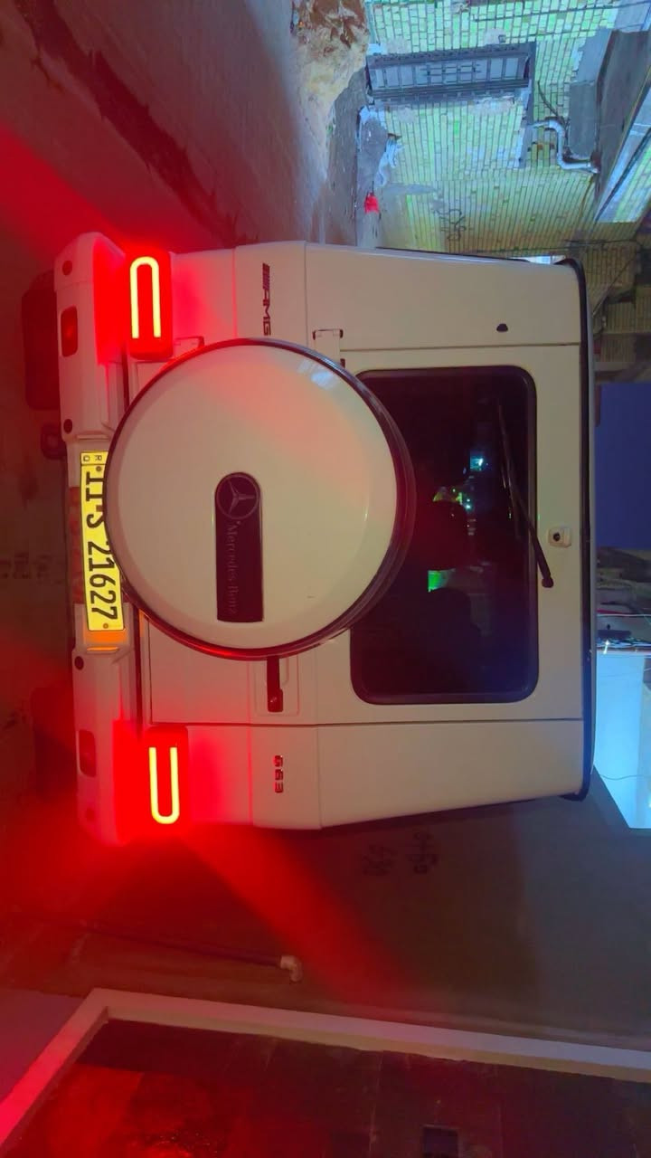 جي كلاص ألفين واحد سياره بلاديه كفاله بيع او مراوس حسب القناعه ***********
