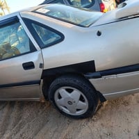 فكترا ١٩٩٣ • مكينة ٢٠٠٠ • كير اوتو