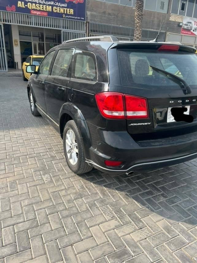 السلام عليكم دوج جورني موديل ٢٠١٤ رقم بغداد مشروع وطني بصمه تشغيل وبصمه ابواب ٦سلندر sxt ٣قطع تبريد كشنات مخمل بيها بنيد مبدل وملاحظات بسيطه راديتر ودهن كير جديد براد دهن جديد باتري جديد والسعر ب ١١٥ $ وبيها مجال العنوان بغداد العبيدي  ***********
