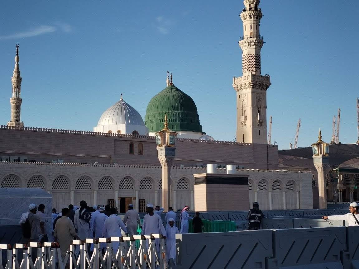 تعلن شركة نخل السماوة لنقل المسافرين 

عن رحلتها إلى بيت الله 14/1/2025

*رجــــــب وشـــعبان*

*الاهم من هذا كله أن عمرتك تكون بإشراف مرشد ديني متخصص لكي تضمن براءة الذمة وتعود إلى اهلك وقد اتممت عمرتك بالصورة الشرعية 👳🏼‍♂️👳🏼‍♂️👳🏼‍♂️*

يشمل البرنامج

1- باص حديث ومكيف 🇸🇦🇮🇶

2- فنادق اربع نجوم حقيقي مكه 🏨

3- مزارات مكه والمدينه🕌🕋

4- مرشد مختص يرافق المعتمرين الحاج حازم العامري معتمد سيد على السستاني👳🏼‍♂️

5- احرام رجالي جادر نسائى

6- ثلاث وجبات طعام داخل الفندق🍱 

7- حقيبتين محموله ويدويه🧳💼

8- مدة الرحله 12 يوم🌓⭐️

9- مدينه المنوره 4 ايام 🌑

10- مكه المكرمة 7 ايام 🌑🤲

11- سجاده صلاه سبحه تربه معصم

12- رحله ختياريه الى جده 🛥️🚤🛳️🚢
850 مع  ثلاث وجبات طعام
*********** واتساب او اتصال
*********** اتصال او وتساب 
العنوان سماوه شارع العام قرب ملعب السماوه مجاور فوج طوارئ الشرطه
