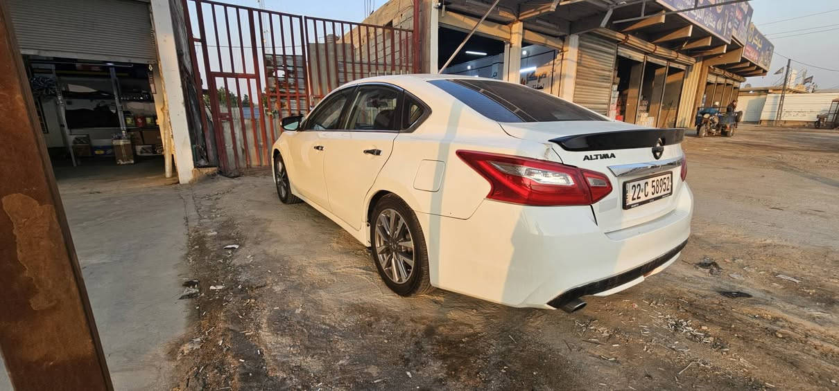 التيما موديل ٢٠١٧ s وارد امريكي بيع او مراوس 

حادث جاملغ خلفي مع جهة اليمنه كلير فقط فقط كلير أمريكا 

ماشيه ٨٤ 

جاهزة سيارة 

تخم تاير باتر جديد صدر امامي خلفي سنويه لل ٢٠٣٠ كير محرك كفاله  براد كير 
عنوان واسط العزيزية 
السعر ١٢٦ وبيه مجال ....... 
*********** الصويرة, واسط
