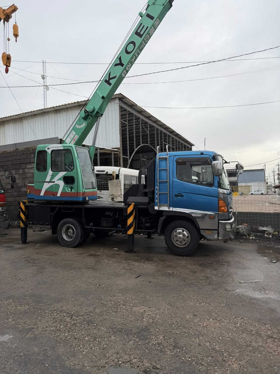 جميع كرينات ٧طن وارد يابان ***********
