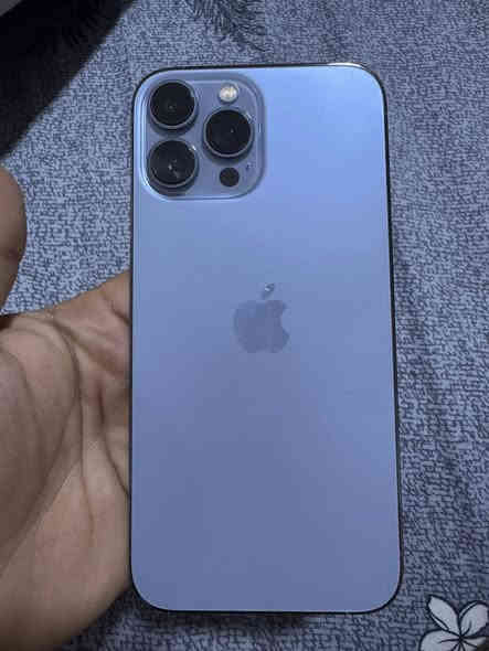 السلام عليكم ايفون١٣ بروًماكس مكفول مامفتوح وتر ٢٥٦ ٩٦ الجهاز شاشته مفطره ممثره لا بلمس ولا بشي مكاني حله بكرلي السعر ٥٥٠ وبي مجال بسيط ***********
