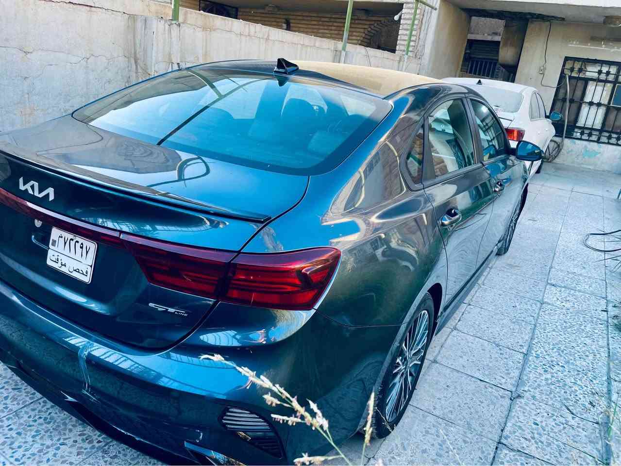 كيا فورتي GT lin موديل 2023 فول للاخير بدون رقم حادثه بنيد وجملغ امامي عدد 2 سعر 145 
*********** بغداد, العراق
