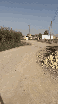 قطعة ارض زراعيه مساحتها 320متر الواجهه 12متر والنزال 26متر محدوله جاهزه للبناء رابع قطعة عن الشط قرب مضيف ال فرطوس يم السيطره الشراي يتصل *********** رصيد وات ساب
