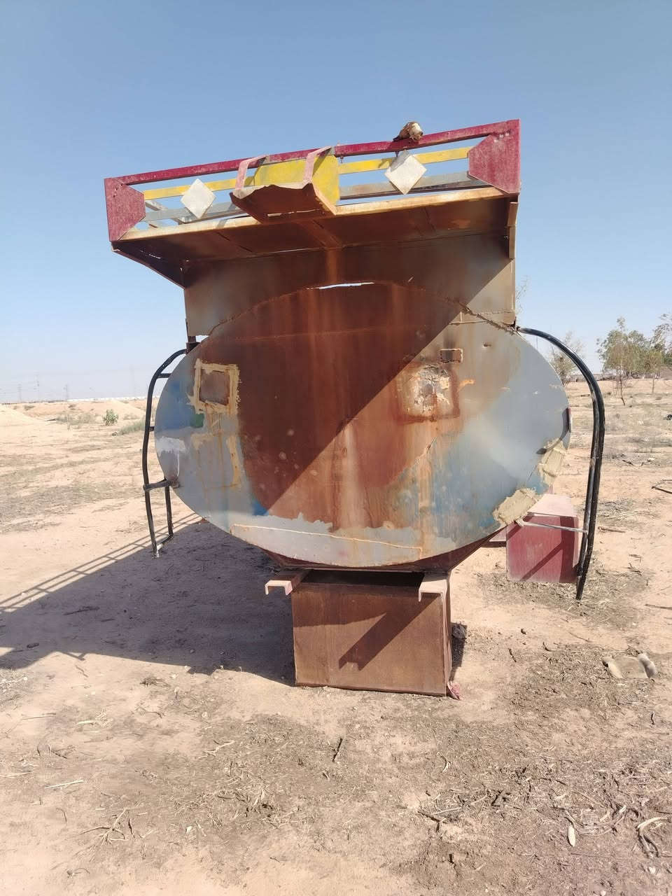 سلام عليكم  تنكر البيع مال اغجم  تنكر انضيف   بدون قواطع  ستفسار اكثر ع رقم ***********
