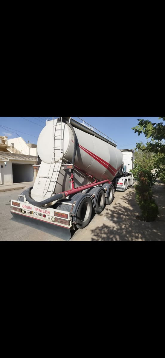 سايلؤ ئورم تريل  بؤفرؤشتن مؤديل ٢٠١٣
ته قينى به هيج شيوه ك نيه
ره بتى سليمانى 
بي دؤيس
تاقم تايه ى باش نيه 
سعرى ١٢٠وه ره قه و كه ميك مه جال
بؤزانيارى زياتر 
***********
