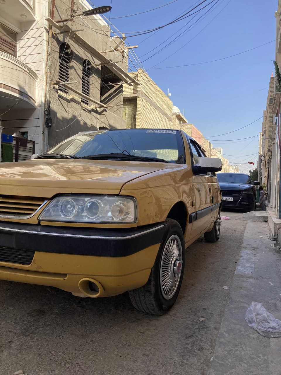 السلام عليكم بيجو نضيفه السياره سياره كير مكينه تبريد خير من الله والسعر 28وبيهة مجال اتصل ***********
