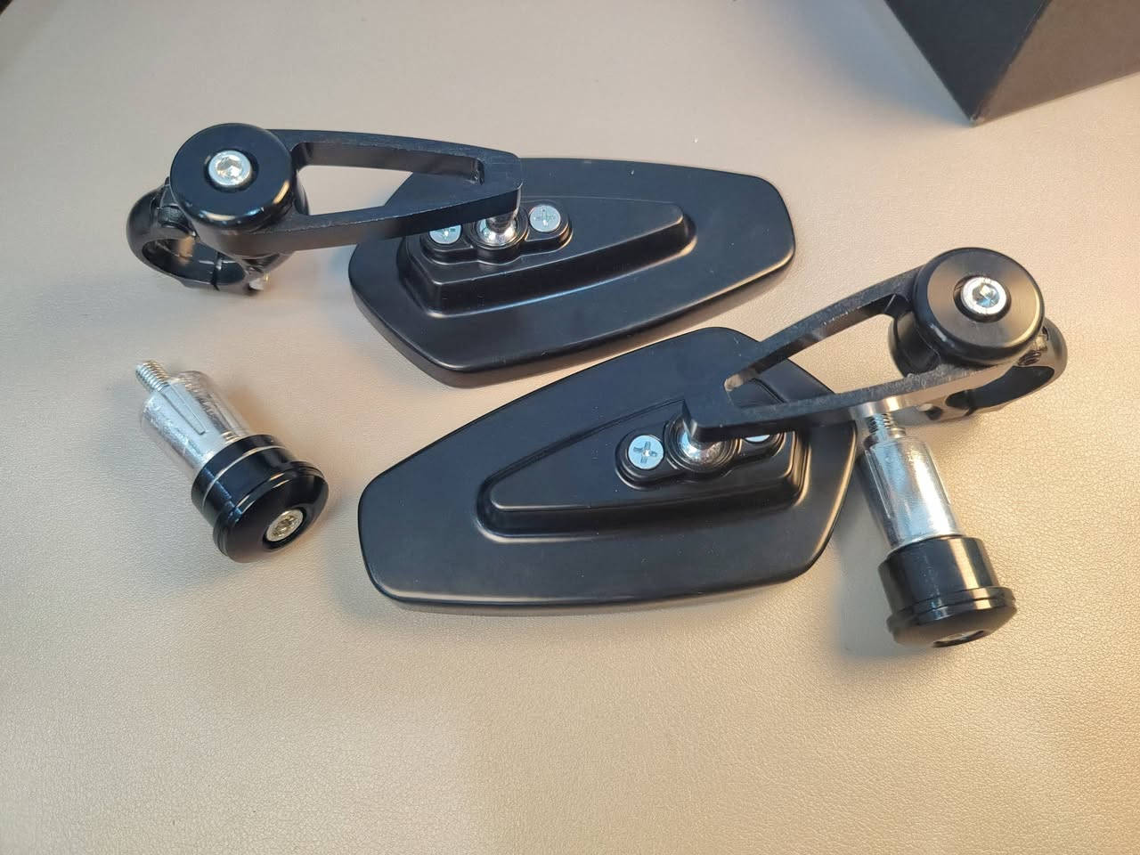 مري نهاية ستيرن ، معدن ثقيل أصلي
السعر 10 الف
التوصيل لكل العراق 3


**إذا كنت صاحب هذا الإعلان وتريد حذفه لأي سبب، رجاءا أرسل رسالة إلى الدعم الفني**