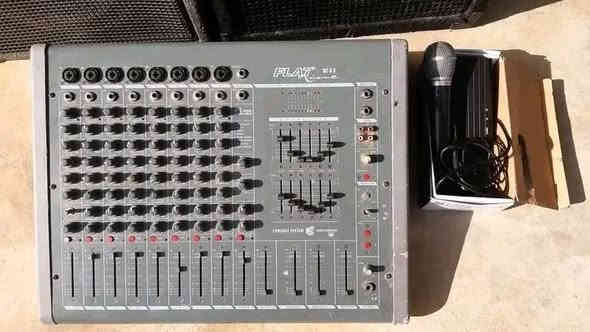 السلام عليكم يوجد سماعات دبل للأيجار 
هاتف / ***********
