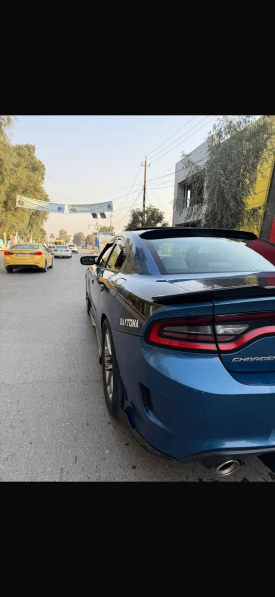 سلام عليكم
جارجر موديل 2022 بسمي 
ماشية 36 ميل فول مواصفات 
كشنات جلد تدفئة تبريد 
خزن ميموري 
شفتات استيرن 
فتحة بل سقف 
محدثة جيتي بل كامل 
مابيها نقص برغي 
صدر امامي خلفي جديد بل كارتون 
كير مكينه كفالة 
باتري جديد لايت زنون 
السيارة اشكد ماكول جديده هية بعد اكثر 
تجي وشوف بعينك 
صور الحادث بل منشور 
والسونر بل منشور 
شباب رحمة على والديكم كلشي ذاكرة 
اقرة المنشور عدل قبل لا تخابر 
مكاني بغداد الحسينية مال راشدية 
رقمي ***********
السعر 205 $ وبيها مجال بسيط
