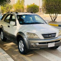 سورنتو ٢٠٠٩ • ٦ سلندر • كامره خلفيه