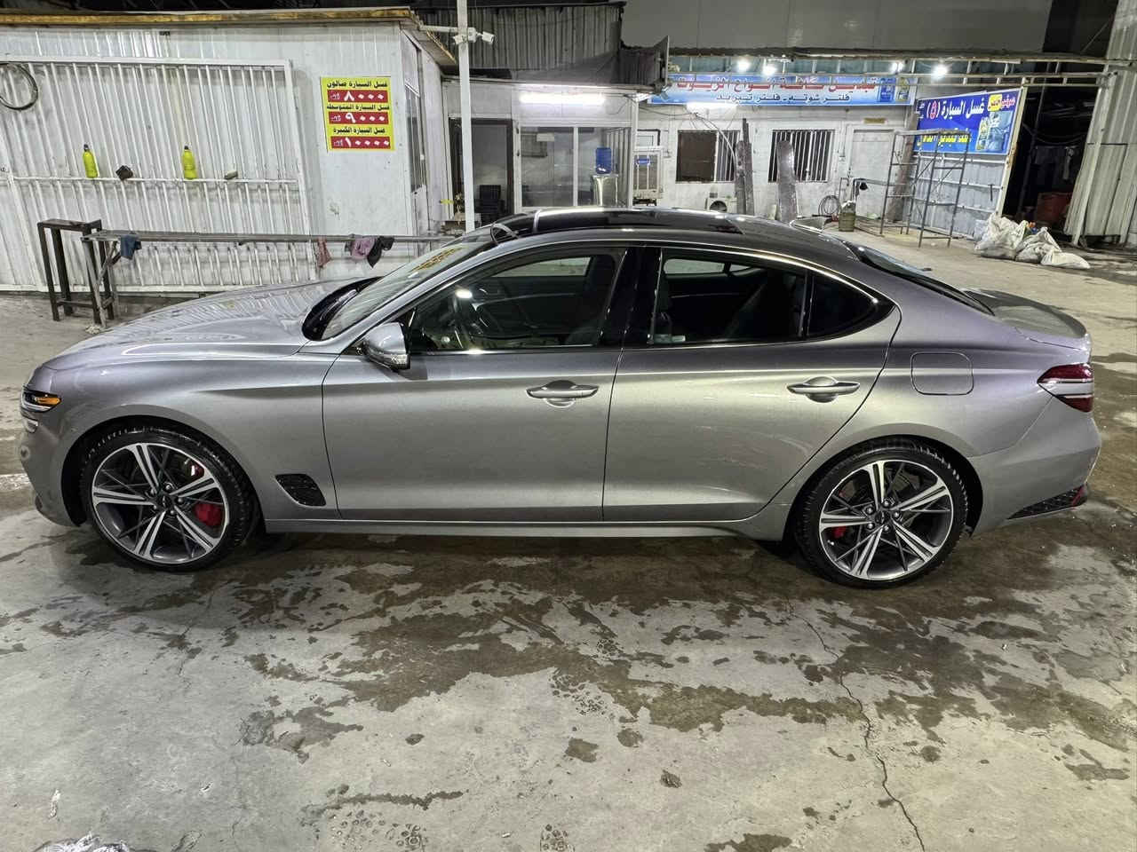 Genesis G70 للبيع
جنسيس جي ٧٠ 
موديل : 2025
الممشى : 8 الاف كيلو فقط
محرك 6 سلندر توين تيربو
الرقم بغداد خصوصي باسمي
حادثها مثل مموجود بالصورة 
الدعامية الخلفية وشبر من حوض الصندوك وراجع بارد 

بدون دواخل ايرباكات سليمة 100%

السيارة نظيفة وانظف جي ٧٠ موديل ٢٠٢٥ ستة سلندر ممكن تشوفها بالعراق

سعرها : 330$

نصيحة اذا بياعة شراية لو تدور سيارة حادثها قوي بسعر اقل فسيارتي متفيدك
تفيد الجناية فقط واللي يريد شي نظيف والله يرزق الجميع 🤍.


**إذا كنت صاحب هذا الإعلان وتريد حذفه لأي سبب، رجاءا أرسل رسالة إلى الدعم الفني**