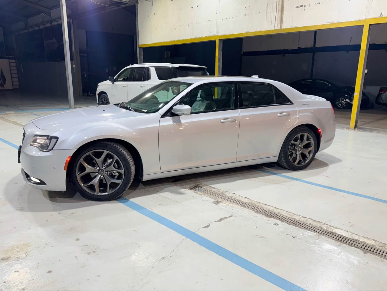 ﷽
للبيع  
اوباما21معلاية 23  
رقم بصرة دولي باأسمي
المواصفات...
مكينه 3.6   سلندر 
تو ويل /👍
كير ماوس 8 نمر
العنوان البصرة
السعر 230$
صوره الحادث بلمنشور 
***********
***********
ملاحظه بيع فقط بدون مراوس البصرة, العراق
