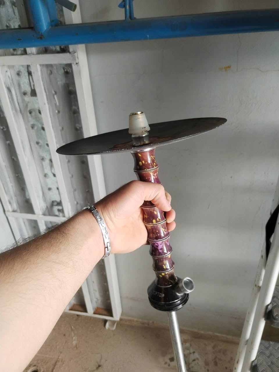 نركيله ألماني مضبوت سعره وحده 15  بي مجال بسيط للطيبين الي شراي يخابر ***********
