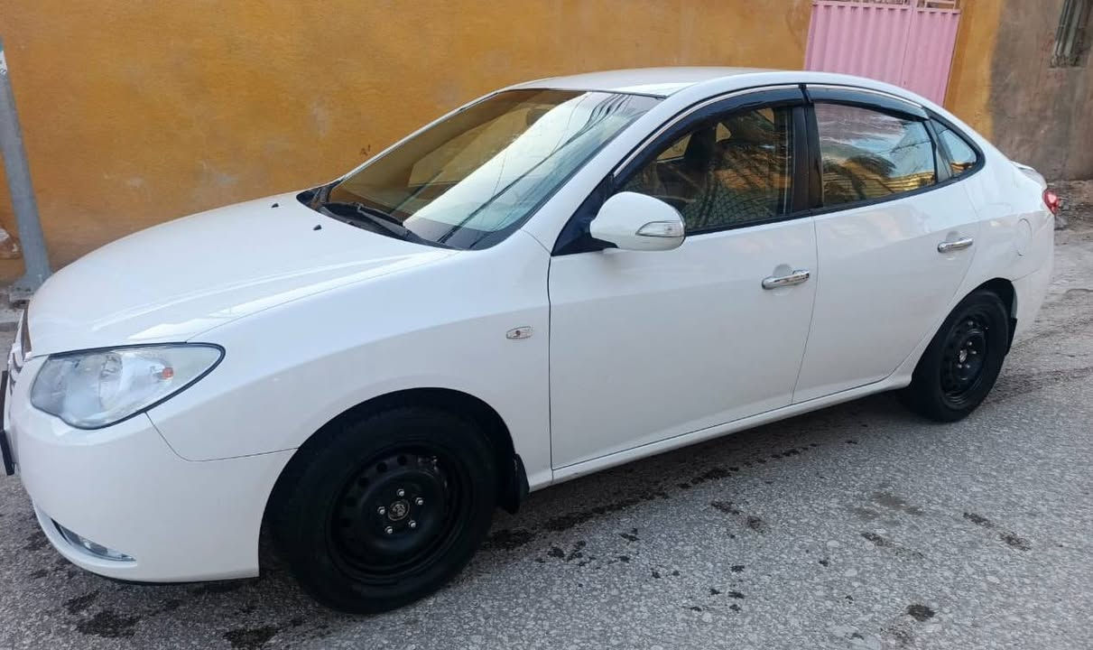 النترا موديل 2010
بيها 3 قطع صبغ 

رقم اربيل دولي

السعر 94 وبيها مجال 

مكان السياره بالنجف الاشرف

للاستفسار الاتصال ع الرقم ***********
