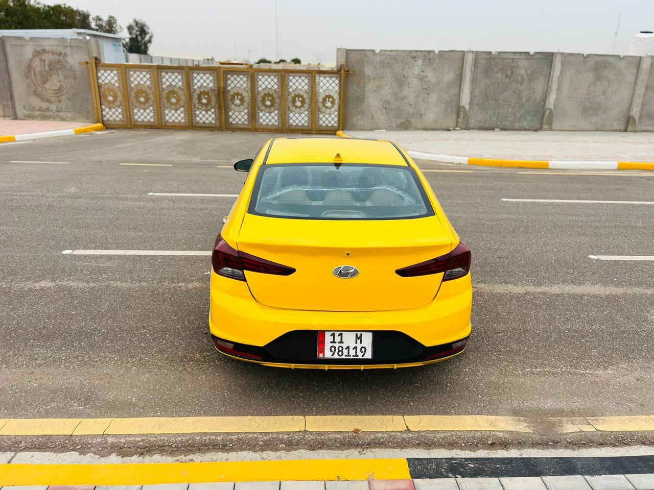 سلام عليكم هونداي النترا موديل 2019 وارد كندي حادثه قبق جنطه بدون دواخل
مكينه وكير وحداديه وطخم تاير وتبريد كفاله عامه 
فول موصفات فتحه تحكم استيرن شاشه حساس خلفي امامي تدفىه كشنات بصمه اشاره ترحيب 
مكينه 2000 لا تنقيص ولا تبخير 
مصفره هيىه وغرمات سنويه 2030 رقم بغداد دولي 
السعر 123 وبيه مجال 
الاستفسار *********** مكان السياره كربلاء بس بيع
