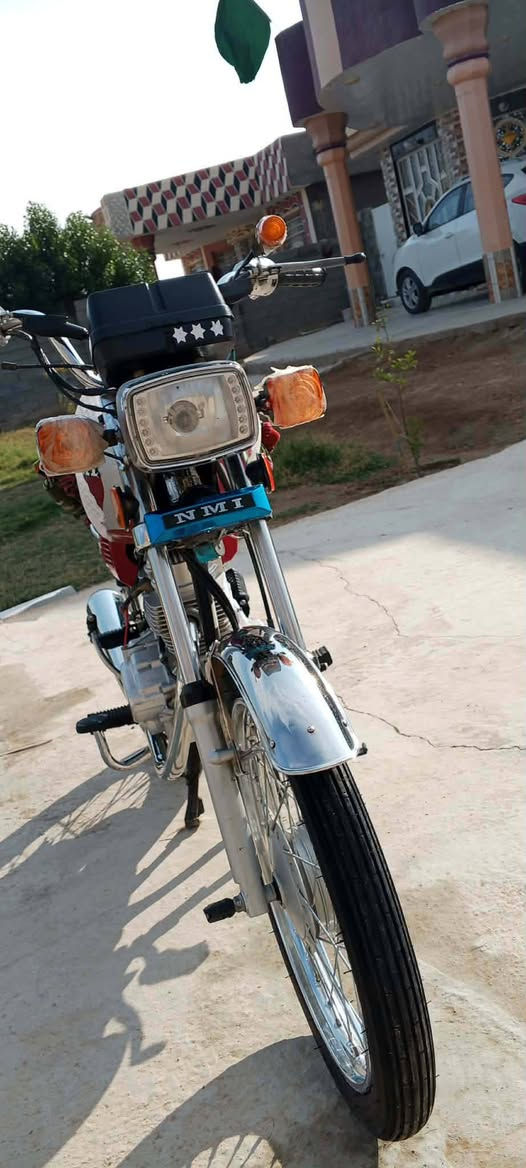 السلام عليكم نامة شلامجة 2023 طالعة بل 2024
كفاله عامه الدراجه م̷ـــِْن التاير للتاير اوراق اصولي دراجة بلاد مو تعمير دراجة احلا م̷ـــِْن بل الصور
جديدة معنئ الكلمة محرك مامفتوح اسبانه مامدودة عليه
شلعة ومعدل تاكل الكاع اكل كهربايات شغالة جيب فيتر وياك وتعال افحص
 السعر 1157 وبيها مجال 
خاص مفتوح


**إذا كنت صاحب هذا الإعلان وتريد حذفه لأي سبب، رجاءا أرسل رسالة إلى الدعم الفني**