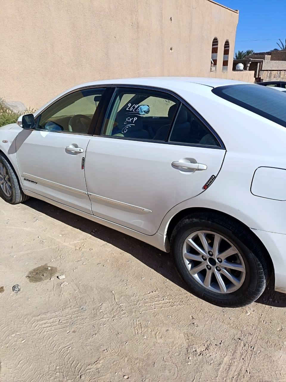 مكلف بالنشر
للبيع
السعر ٩٣ وبيها مجال 
كامري خليجي رقم أربيل موديل ٢٠٠٩ 
حادث جاملغ امامي أيمن مع ضربة خفيفة بالجنطة ومسبوغة حزام جمالية
كير صدر ممتاز
محرك تنقيص بسيط فقط بالمعدل
تحويل مباشر بدون وكالة
مكان السيارة الانبار ٠حديثة
***********
***********
