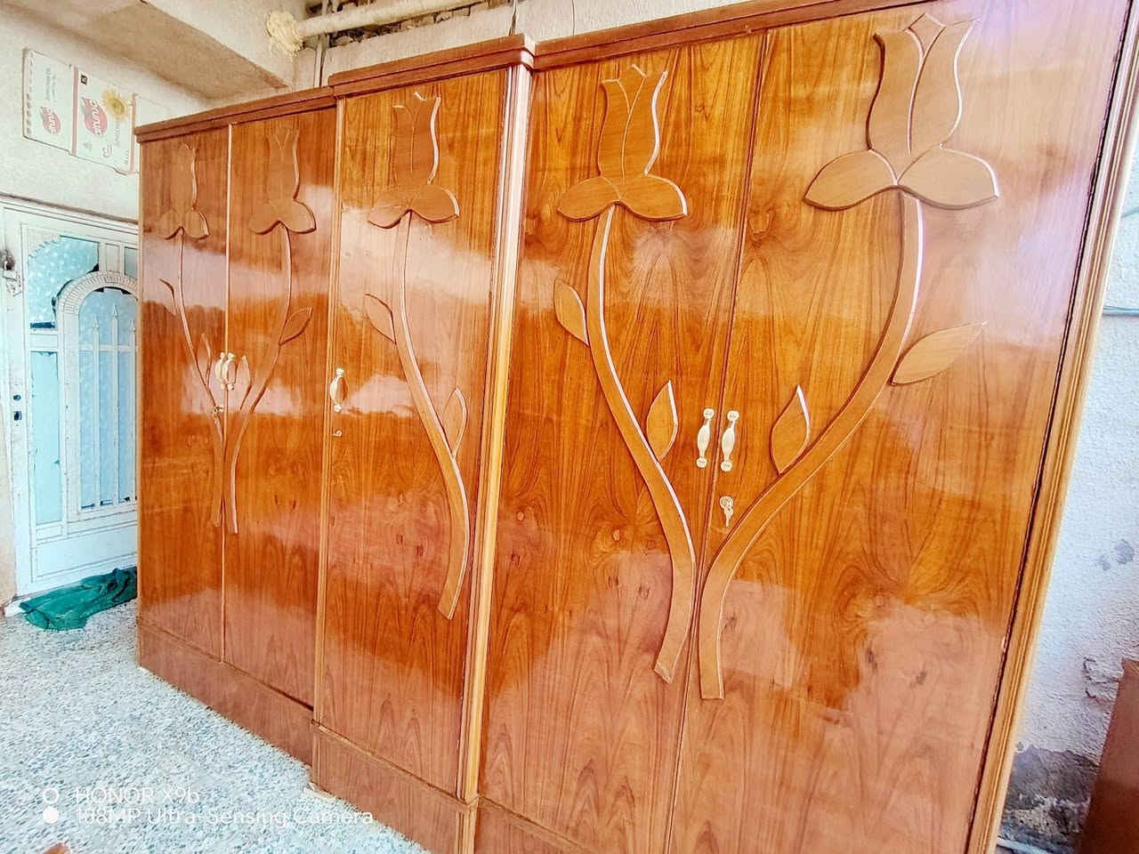 بلااااااااااااااش 
غرفة اخشاب صاج 6 بيبان دوشمة جلد شغل الحلة نظافة عالية ب 550 ألف + غرفة اخشاب صاج داخل وخارج بورمي طابق وربع 5 بيبان تسكام ثقيل ظهر جرجوبة نظافة فول ب 500 ألف *********** العمارة حي العسكري قرب مدرسة المربد
