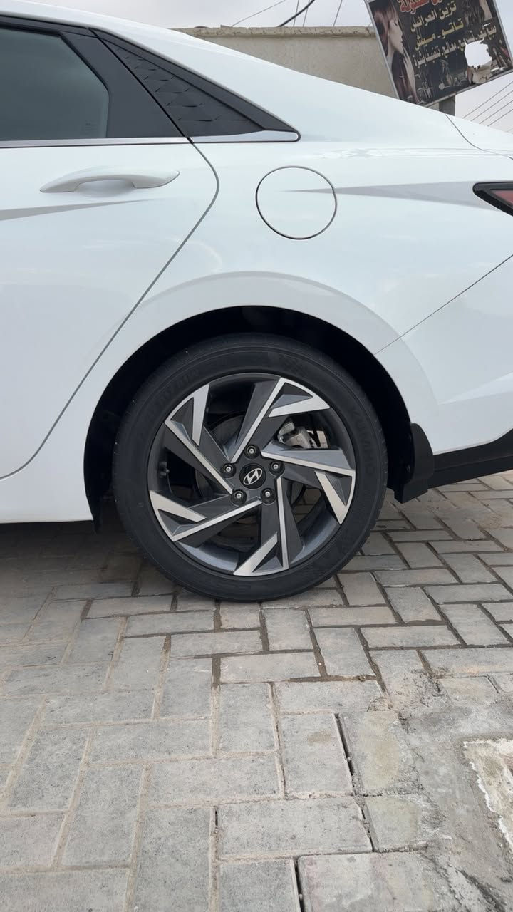 سلام عليكم ويل كب النتره 2024خليجي اصلي هوه وتايرات حجم17مكاني بصره عدد4
‭0772 584 2107‬
