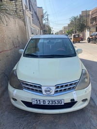 نيسان تيدا للبيع موديل 2010 للبيع حادثها الجاملغ الخلفي وبيه صبغ 07719...