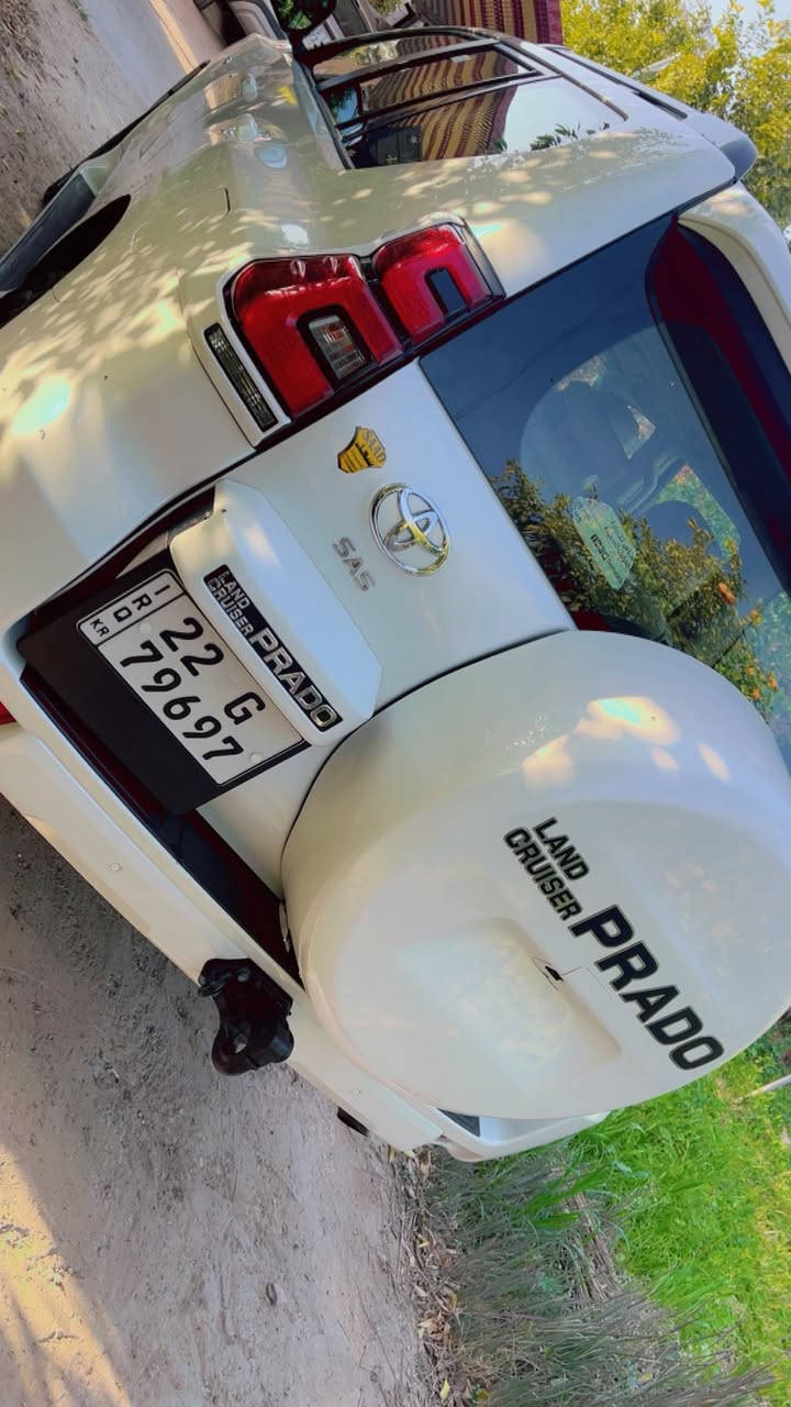 السلام عليكم
تويوتا برادوا 2023 أربيل TXs ابيض صدفي 

السياره بحاله الوكاله مع كافه ملحقاتها ومكفوله
‎ سلايت وبصمه وتشغيل بعد 
لايت اسود وبخاخ لايت ولد نهاري 
شاشه اندرويد GPS وكاميرا خلفيه 
حساس خلفي  
‎مانع انزلاق ومانع انحدار ونظام الامان 
كشنات جلد  والامامي كهرباء  عدد 2 
دبل تانكي شاحن واير ليس ومري شفط اصلي 
ويل كب اسود 19 
السياره جديده 
فحص وهزه وتحويل وكاله جاهز 
السعر  ٤٨٥
485قفل بس الشراي يتصل 
للاستفسار اكثر وشرايه يتدلل ***********//***********
