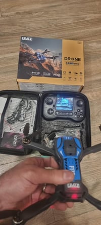 درون • شاشة تصوير • توصيل