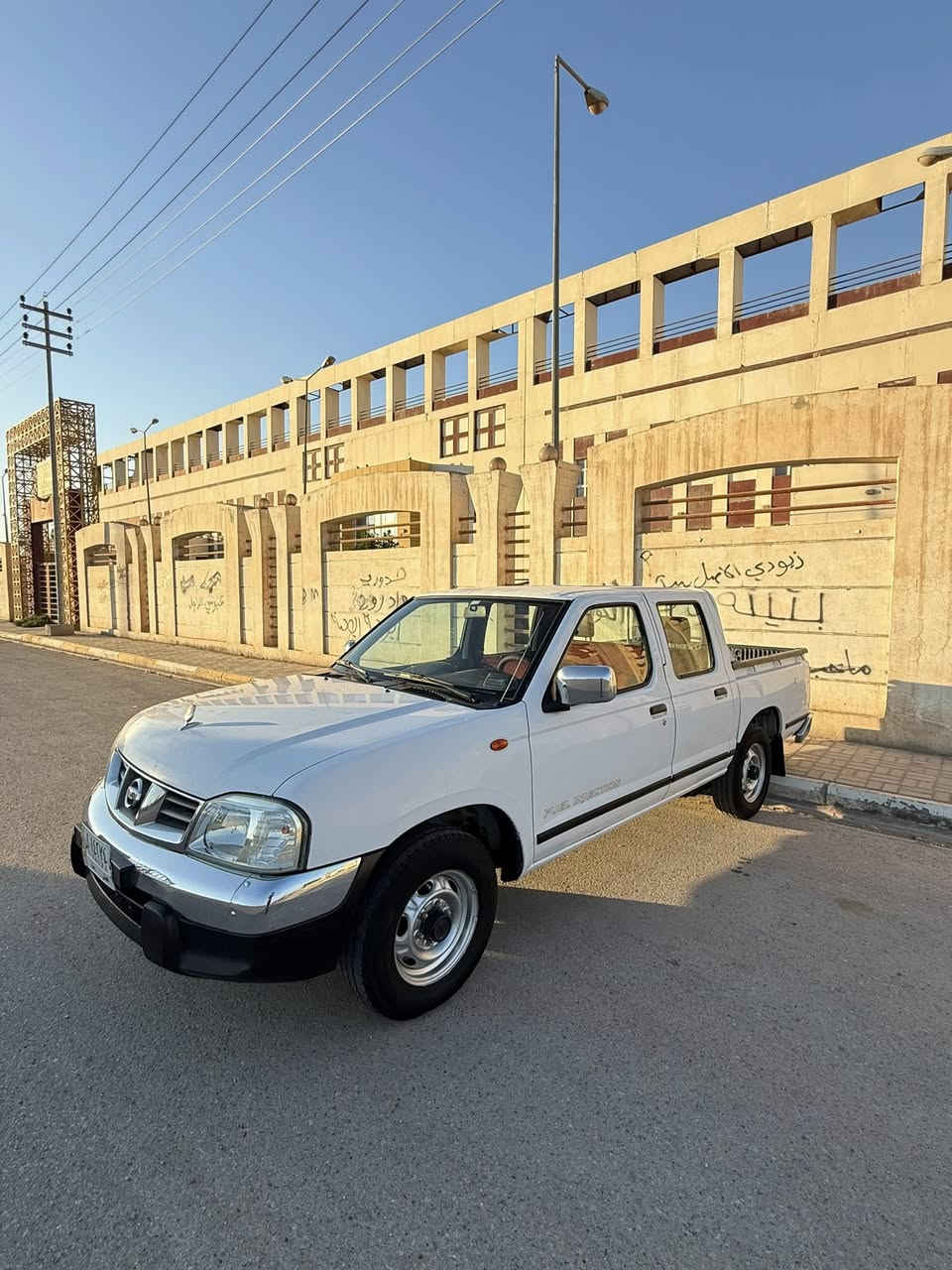 سلام عليكم للبيع. نيسان. 2014 محسن سعودي فول مكفوله. كفاله عامه. كير محرك حداديه كله جديد رقم مثنى باسمي العنوان السماوه الرميثه السعر ١٣٧ بيها مجال بسيط. سياره. جديده 
***********
