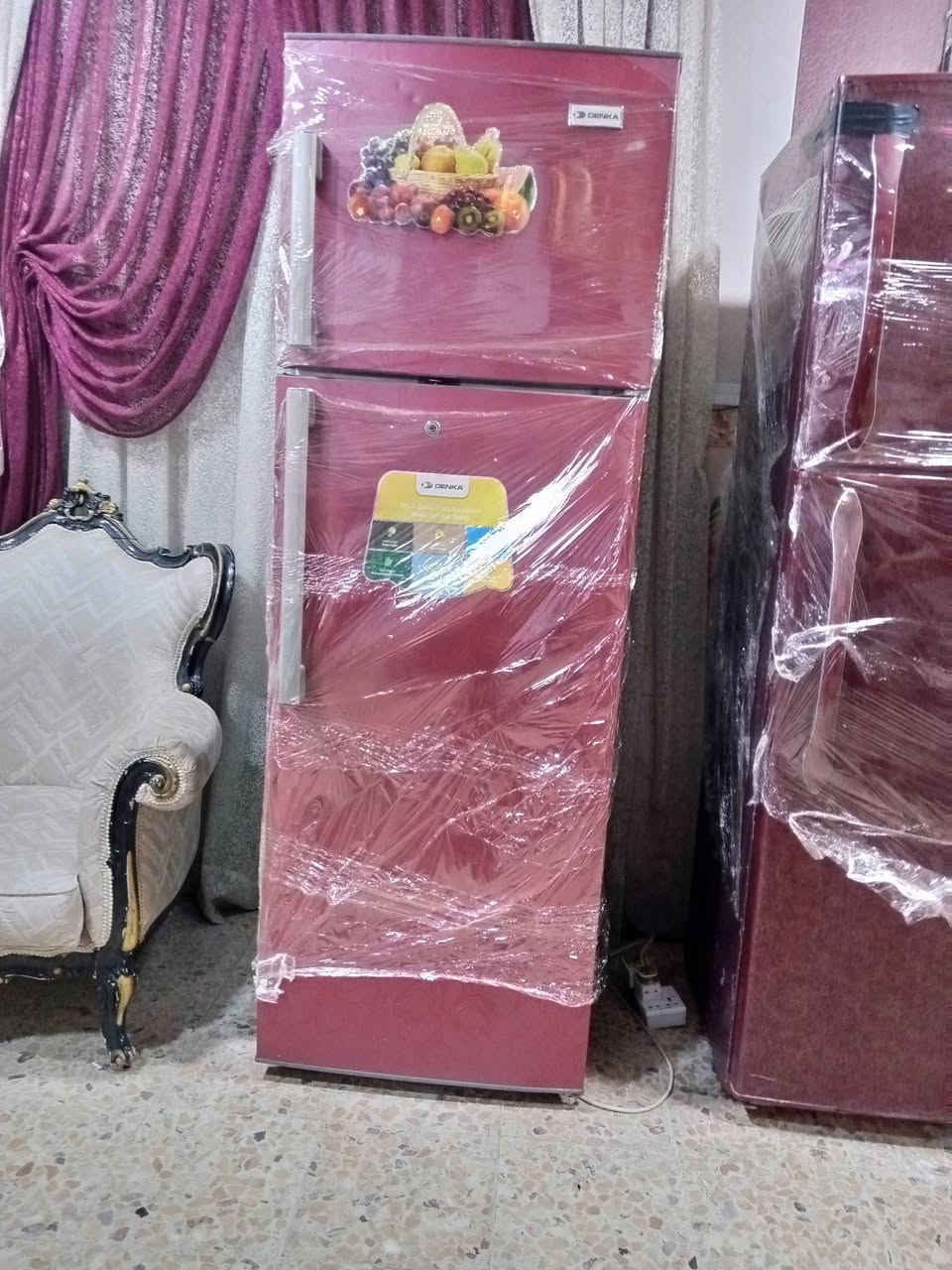 ثلااجات حجم 18قدم انضاف جداا شرط الشغل ولتجميد سعر الوحده 200 اوليه مجال مكاني الحيانيه ***********
