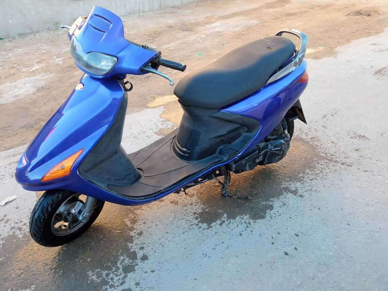 السلام عليكم فراشه للبيع محرك مامفتوح بلاديه السعر 550 وبيها مجال مكان نجف الستفسار ***********
