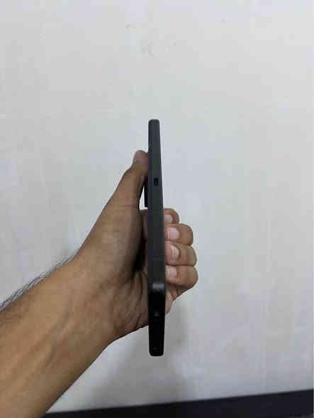 اسوس روج 8 pro 

Asus rog 8Pro

اقوه موبايل العاب ممكن تشوفه بحياتك 

وباعله الذواكر 512 بعشوائيه 16 

انتبه 8Pro مو العادي والذاكره الاعله 512

 الموبايل يجي 165 فريم حقيقي يدعم اقوه الالعاب باعله فريمات مثل ببجي 120 ثابته 

يجي بمعالج سناب دراكون 

ويجي منفذين للشحن 

1منفذ شحن العادي

2 منفذ شحن السريع 65 واط  

3 منفذ السماعه

الموبايل استخدام اللعاب او تصفح يدعم السيم كارت 

الموبايل كامل مكمل غير مفتوح وما بي اي نقص ولا فطر ولا كسر ولا واصل صيانه 

سعر الموبايل الجديد 1215

 

سعر الموبايل هذا بنص السعر 685 قفل قفل 

مكاني بغداد جديده /نعيريه/فلكه رقم عشره 

 ما توصلني رسائل الفيس اتصل واتساب او علرصيد 

يوجد توصيل 

*********** بغداد
