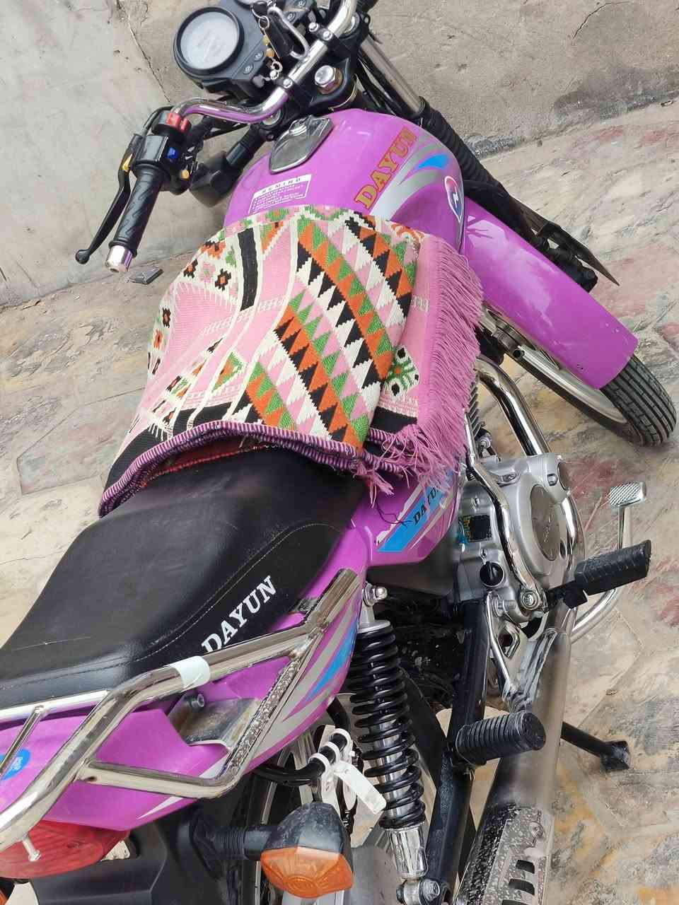 سلام عليكم  دراجه دايوان عضم 23 رقم وسنويه كربلاء  مكان  طوريج  سعر 2300 وبيها مجال  ***********
