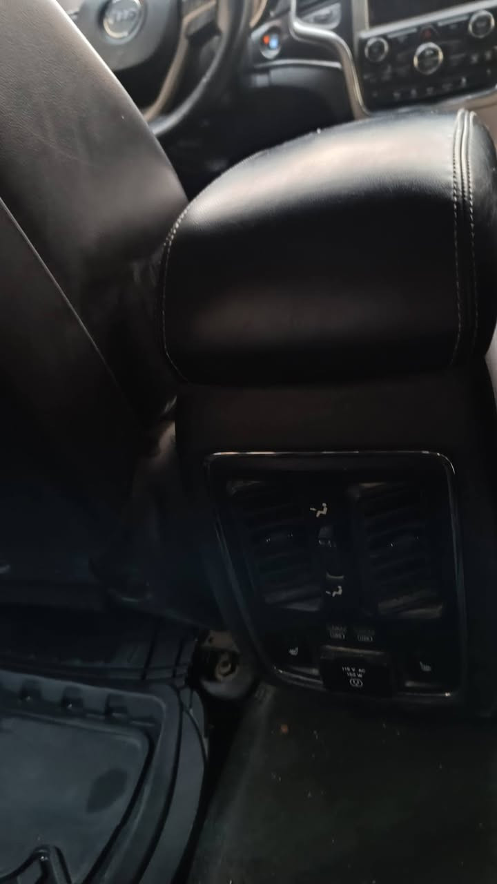 جيب مديل 2017 رقم بغداد الماني
 فول مواصفات ماعده فتحه 
مواصفاته بصمه .كشنات جلد+كهرباء شاشه لمس 
.كامره خلفيه ...فور ويل مانع انزلاق وبعد مواصفات معروفه 
حادث امريكا جاملغ خلفي ايمن وبيه مكانات صبغ 
السعر 166ورقه بيع أو مراوس حسب القناعه استفسار أكثر على الرقم ***********
