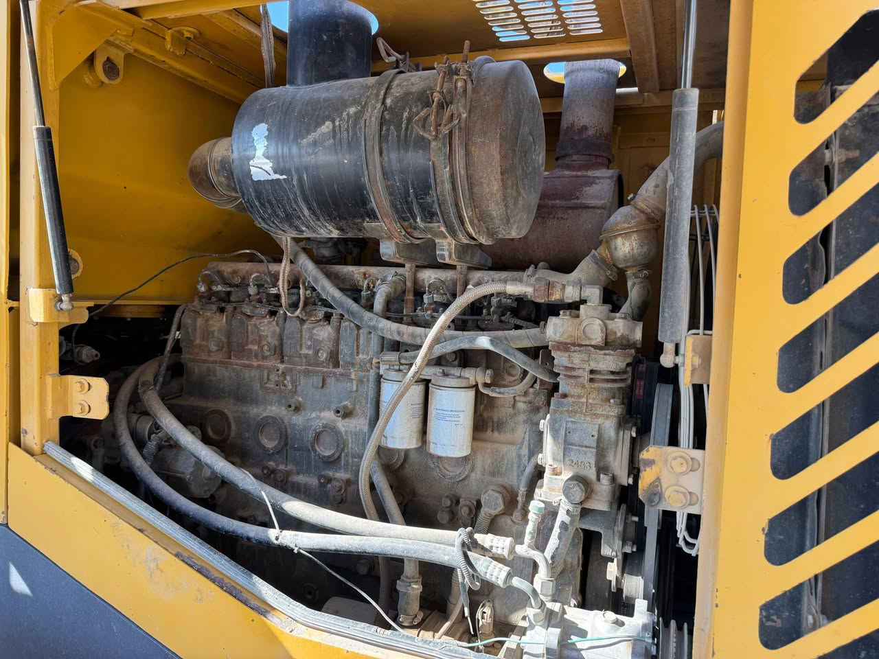 سلام عليكم شفل صيني حجم 36 موديل 2012 لبييع
رقم ذيقار بالسنويه انگليزي باقي بس ع استلام الوحات مرايح جايبهن باسمي سنويه بعدهه ماساقطه 
المكينه كير محرك مضخات خير من الله مكان المكينه بغداد سبع البور 
السعر 240$ بي مجال 
جدا مناسبه وحلوه 
***********
