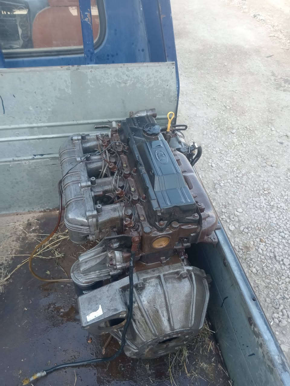 مكينه مال كيا 2700 مكينه مكفوله وكلش حلوه ناعمه كلش ستندر
مامشدوده ابد للاستفسار الاتصال على الرقم ***********

