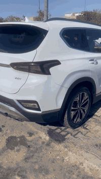 السلام عليكم
سنتافي 2019 امريكي فول موصفات لمتدد
محرك 2000 تيربو 4 سلندر
كشنات جلد
بصمه 
شاشه
حساسات
رادار
كاميرا
بانوراما
وبعد هواي موصفات بيها 
عداد المشي 125000كيلو متر
رقم بغداد بأسمي تحويل ثاني يوم
سياره حادثها فقط بنيد وراجع نفسه وانصبغ
صور حادث بالمنشور باقي سياره مكفول لا لغد ولا شاصي
سياره جديده حيلل ومابيها اي نقص
السعر 🔥 178 ورقه وبيها مجال بسيط للبيع فقط
التواصل ***********
