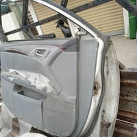 ابواب افلون • باب امامي • باب خلفي