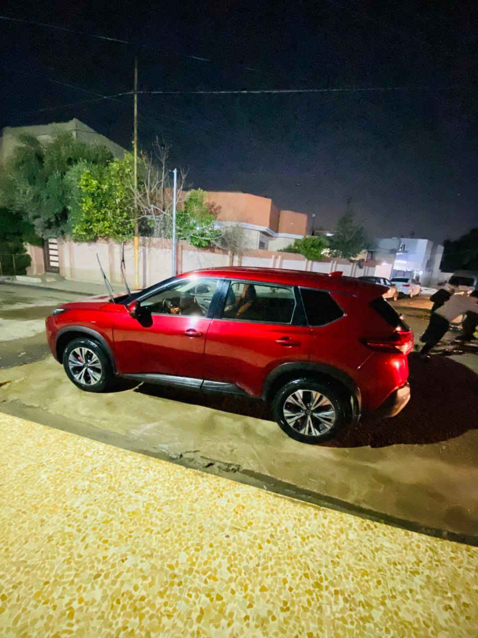 للبيع نيسان روج موديل 2021 ضرر قطعتين بيع قصد او نغد حسب التفاق ‏‪0770 948 7802‬‏
