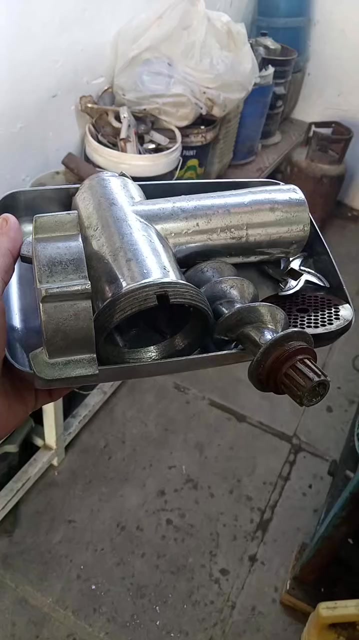 مكائن اللحم المنزلية 
كافة الأشكال والأحجام 

السعر:-  داخل الفيديو 

العنوان/ النجف الأشرف/ قرب نادي الموظفين
للتواصل واتساب / ***********

#تصليح
#مكائن #مستعمل #جديد #النجف
