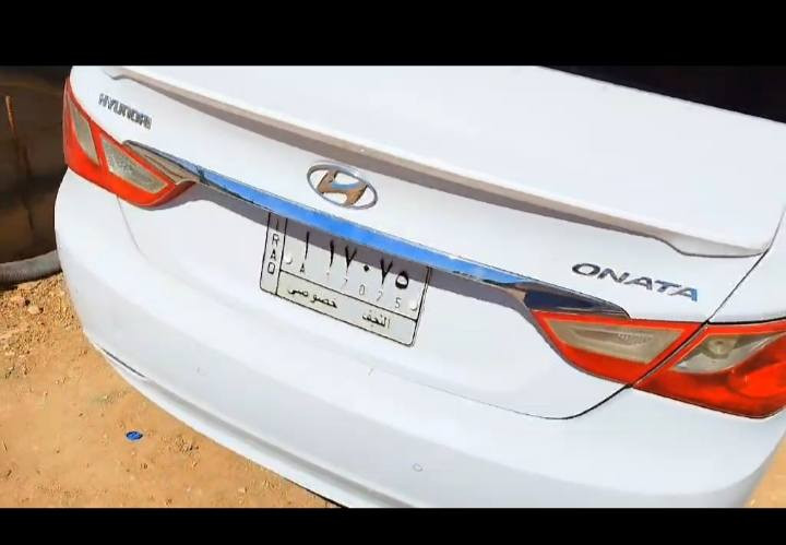 السلام عليكم سوناتا للبيع موديل2013
سياره مرتبه بيه 3قطع الباقي مكفول كير محرك علفحص 
السعر 125ورقه وبيه مجال رقم صاحبه ***********
***********
