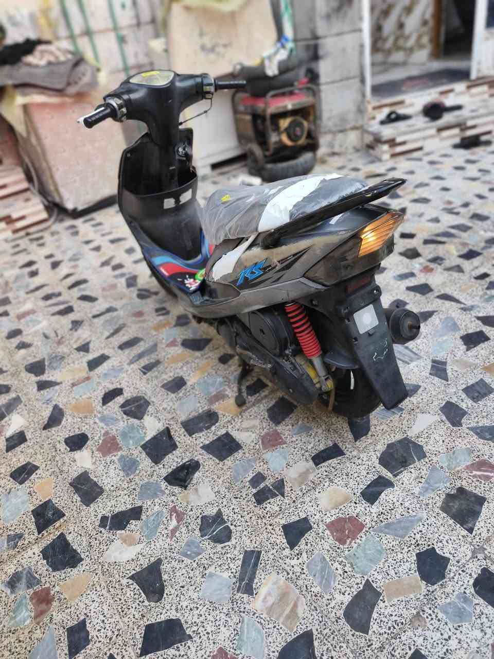 سلام وعليكم دراجه ماكس عدله للبيع كفاله عامه دراجه 49بلاد ما فتوحه كله ختم واحد وي لمكينه كهرباياته من بطولة لطول كله شغاله سلف اشاير كله شقال لسعر(650) وبيه مجال عنوان بصره شارع القاد امن الداخلي اي ستفسار واساب ***********
