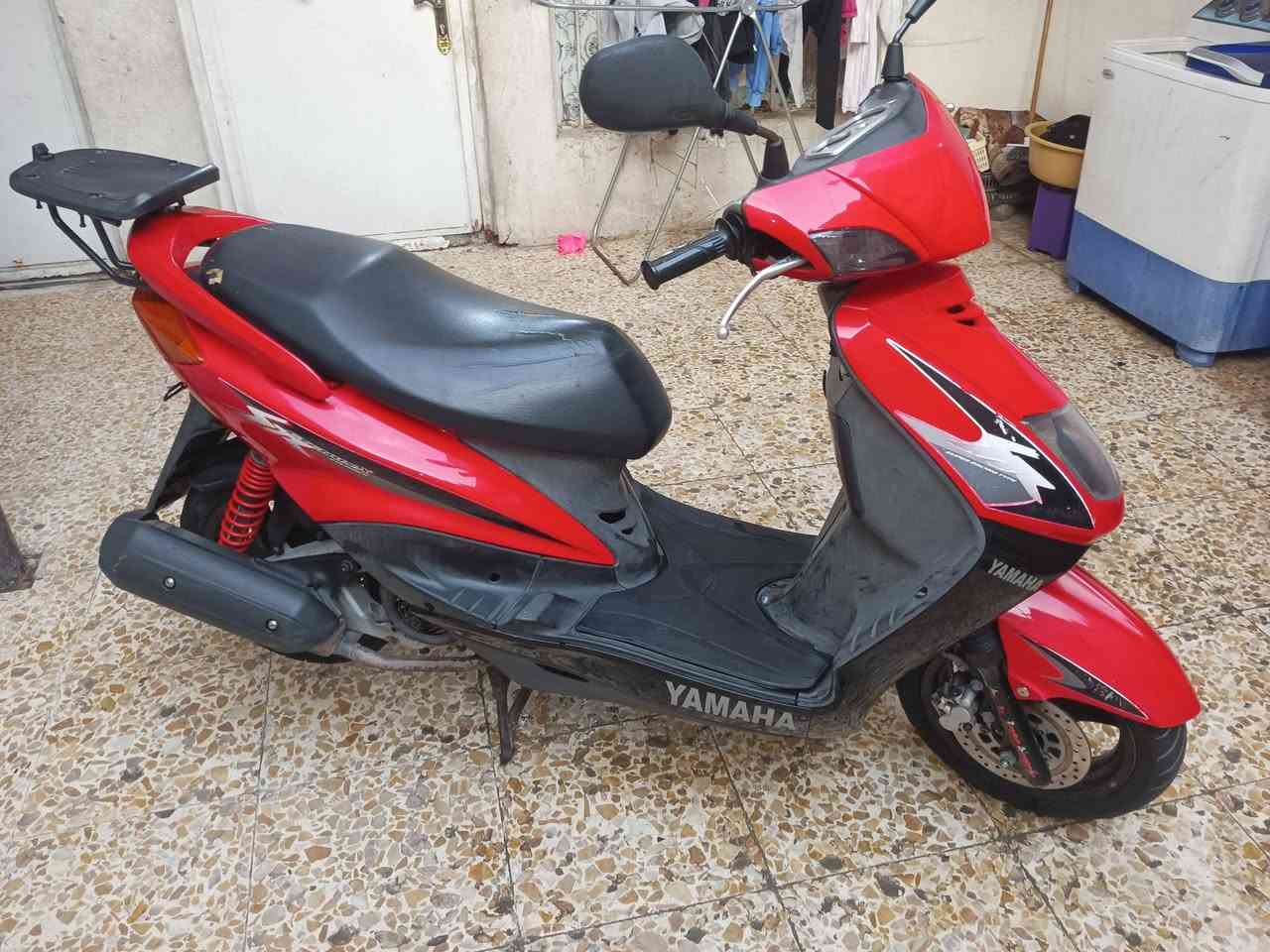 السلام عليكم
دراجه سكنس نثيه كابريتر 
كوري السرعه 140 رمبه لوك جديد ماشيه27 مكفولة كفاله عامه المكان بغداد ***********
