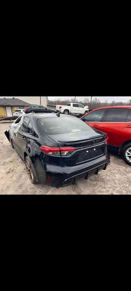 كورولا اصدار خاص لون اسود على ازرق متغير شذرة ويل برونزي امريكي معوقين بغداد ( غرق ) بدون صبغ فقط pdr شغالة كاملة باسمي وكالة اطيك ، دواخل مخمل اسود مطعم بأحمر بصمة شكل الكسز، نقص فقط عقل ايرباك،عداد11 الف مايل *********** بغداد
